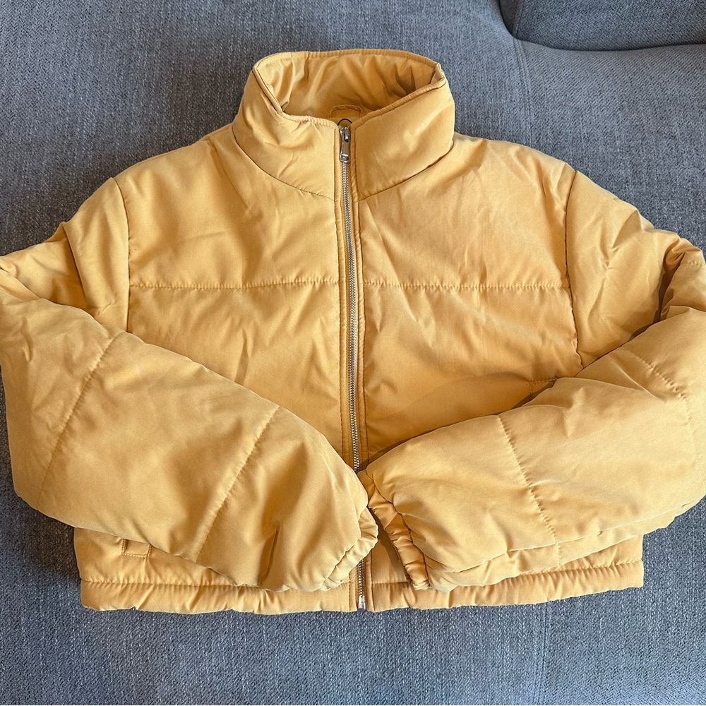 PrettyLittleThing Cropped Puffer Coat